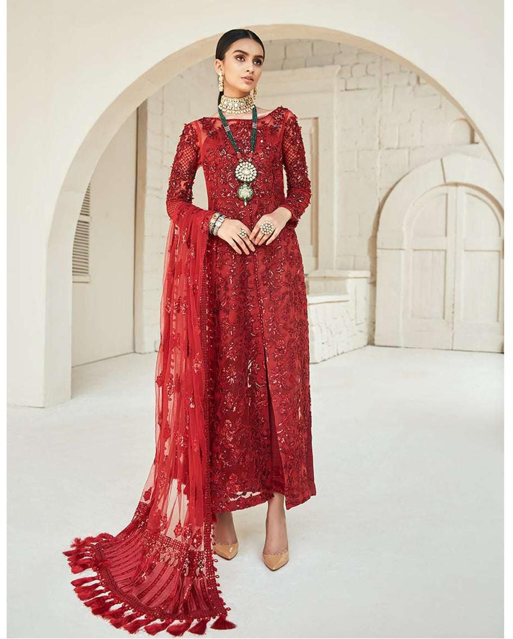 MARYUM HUSSAIN UNSTITCHED 3 PIECE EMBROIDERED